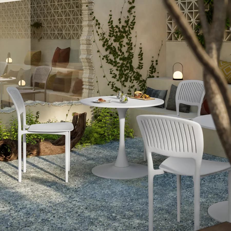 Sedia da giardino impilabile in polipropilene bianco - Yessir