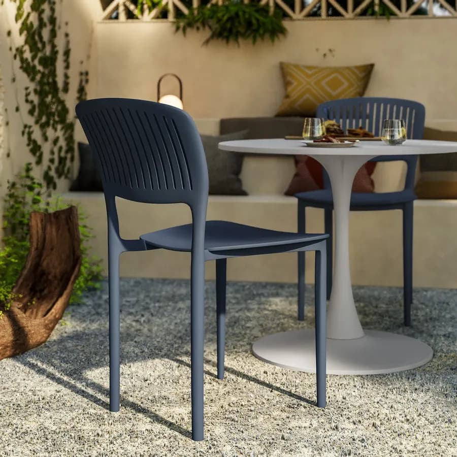 Sedia da giardino impilabile in polipropilene blu oceano - Yessir