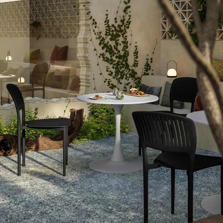 Sedia da giardino impilabile in polipropilene nero - Yessir