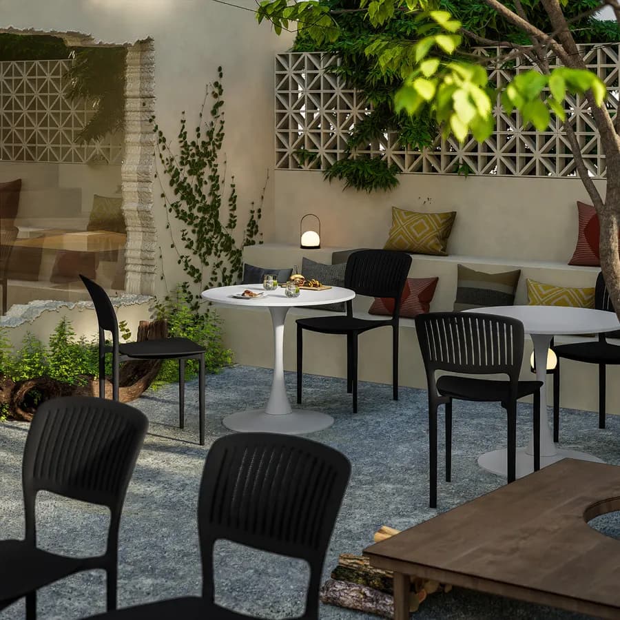 Sedia da giardino impilabile in polipropilene nero - Yessir