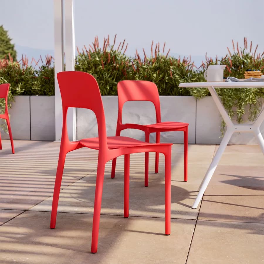 Sedia da giardino impilabile in polipropilene rosso - Arabella