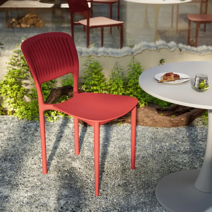 Sedia da giardino impilabile in polipropilene rosso - Yessir