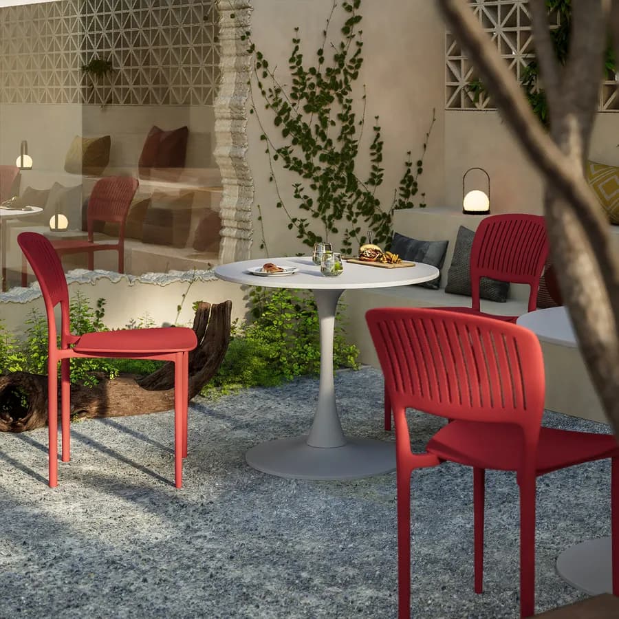 Sedia da giardino impilabile in polipropilene rosso - Yessir