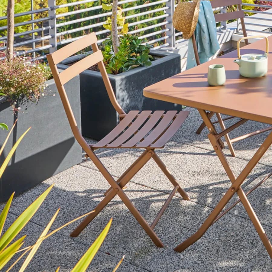 Sedia pieghevole da esterno in acciaio bronzo - Atelier