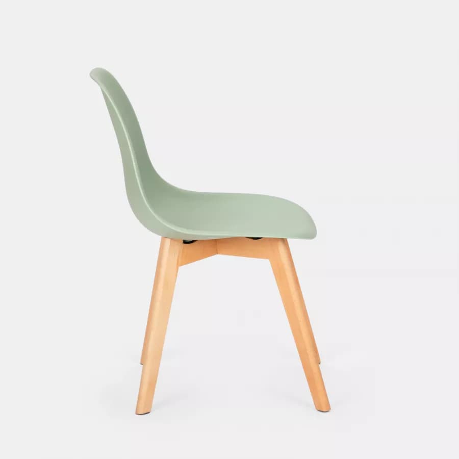 Sedia da interni verde con gambe in legno - Alborg