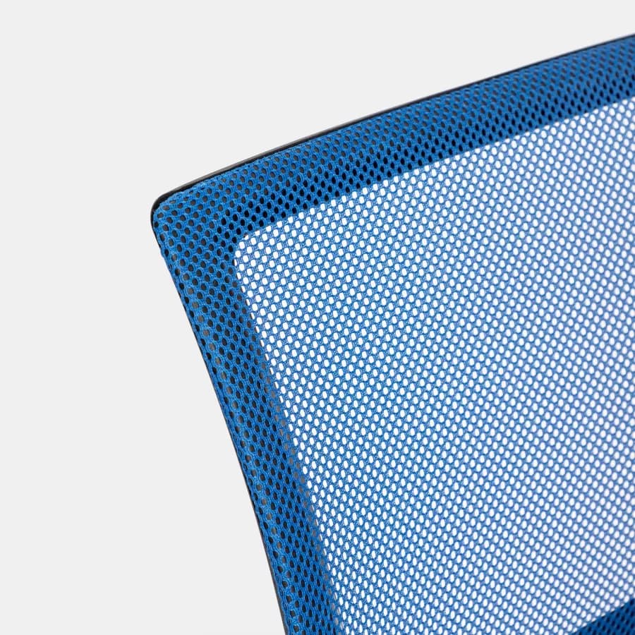 Sedia da ufficio girevole in tessuto mesh nero e schienale traspirante blu - Lizzy