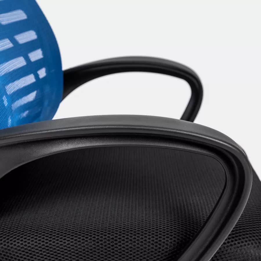 Sedia da ufficio girevole in tessuto mesh nero e schienale traspirante blu - Storex