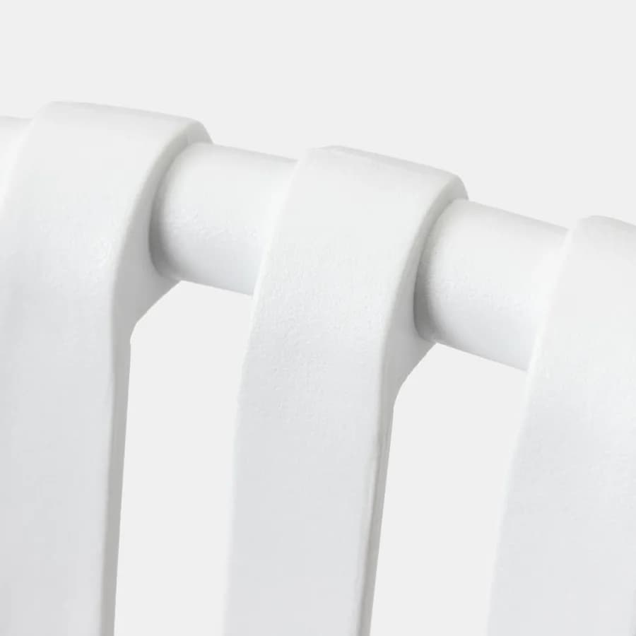 Sedia impilabile in polipropilene bianco con braccioli - Solanum