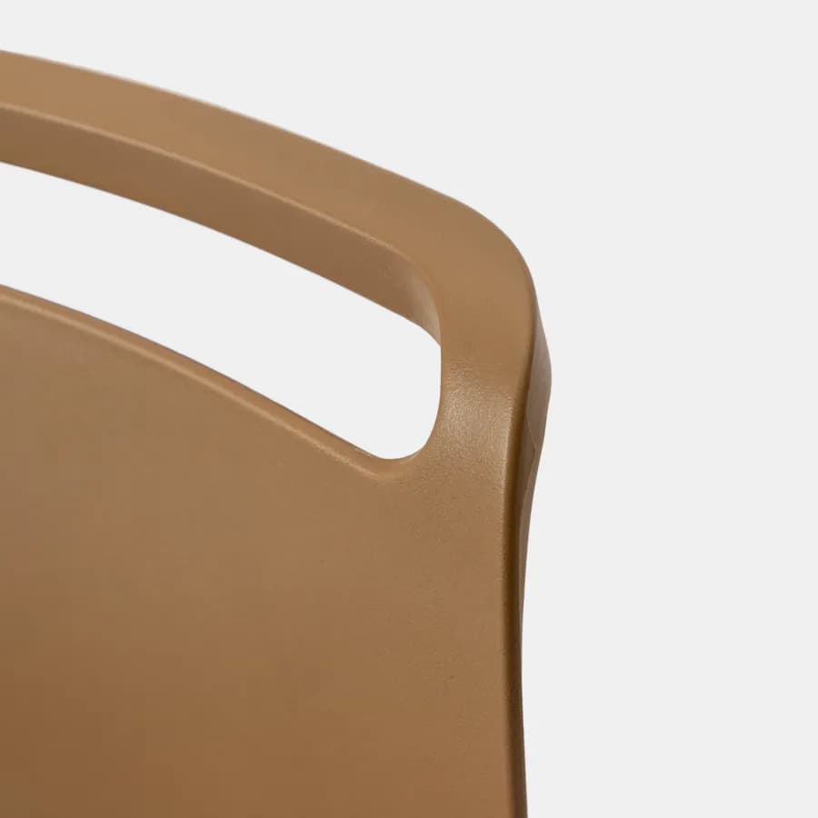 Sedia impilabile in polipropilene cappuccino - Clyde