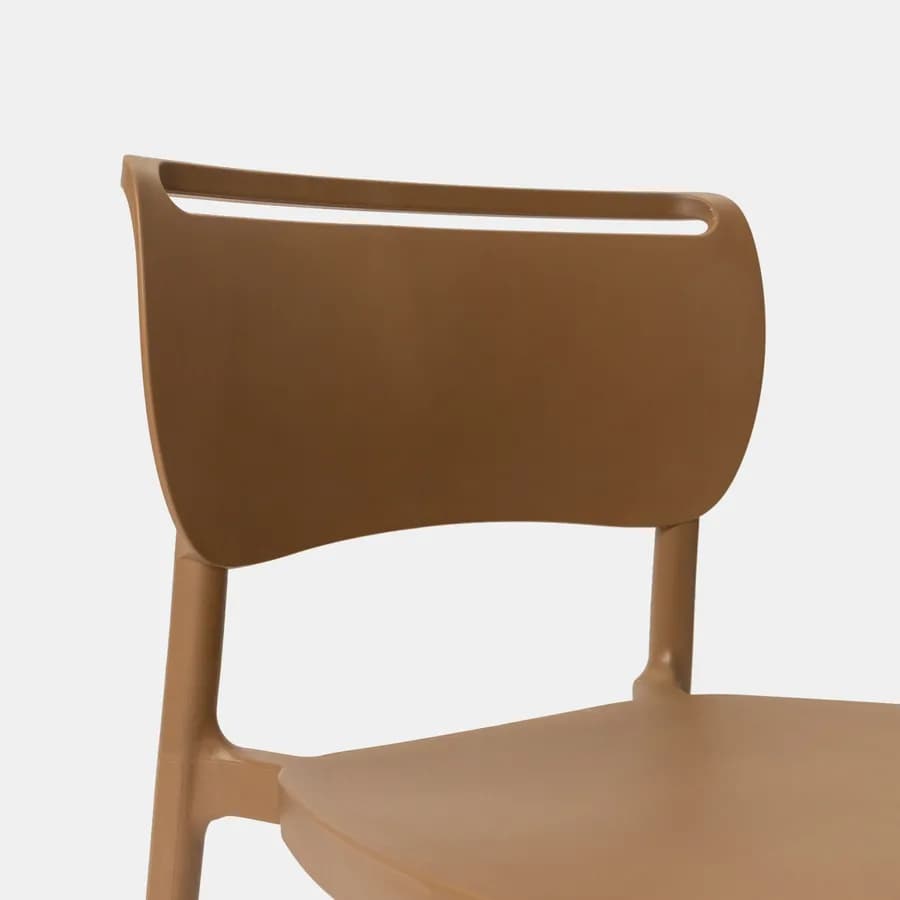 Sedia impilabile in polipropilene cappuccino - Clyde