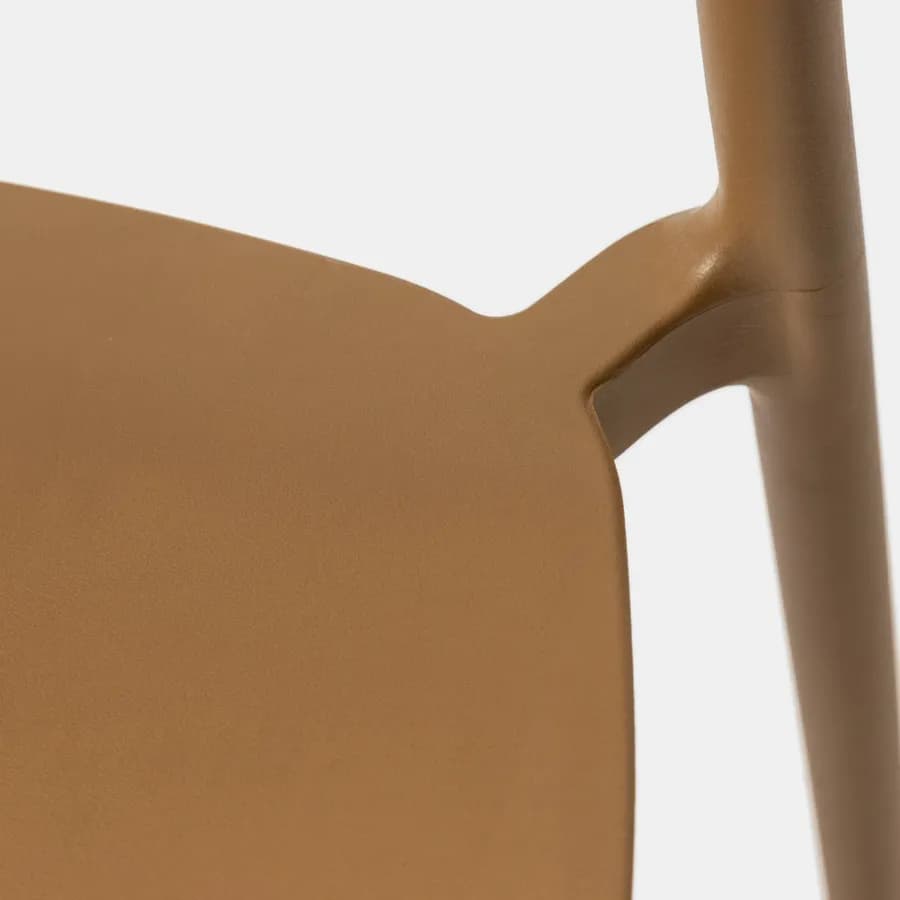 Sedia impilabile in polipropilene cappuccino - Clyde