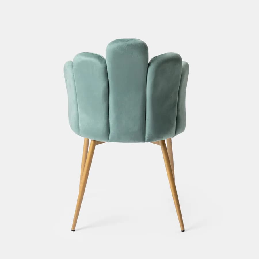 Sedia in velluto verde salvia con schienale a conchiglia e gambe in metallo finitura oro - Pedersen