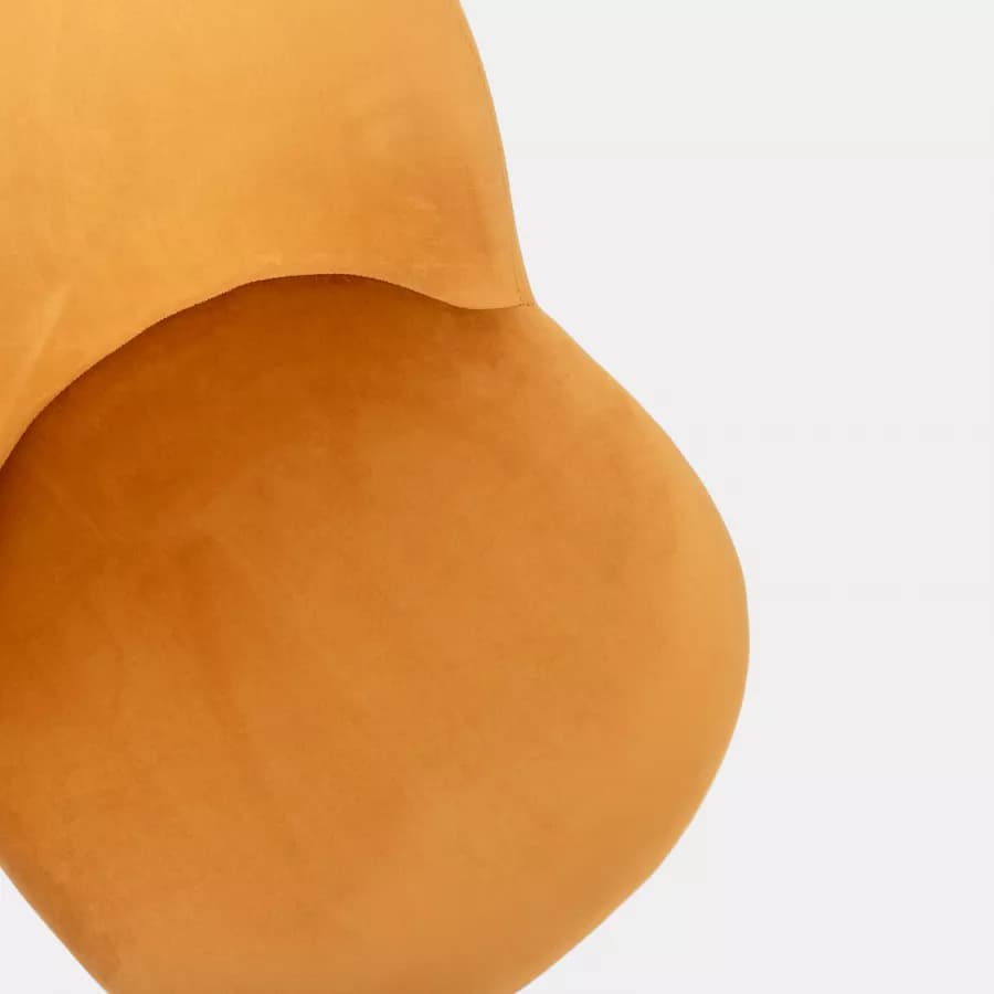 Sedia in velluto giallo ocra con gambe in metallo nero - Zilla
