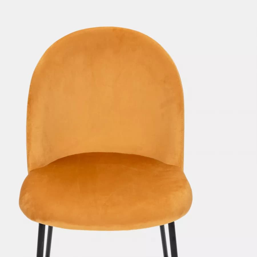 Sedia in velluto giallo ocra con gambe in metallo nero - Zilla