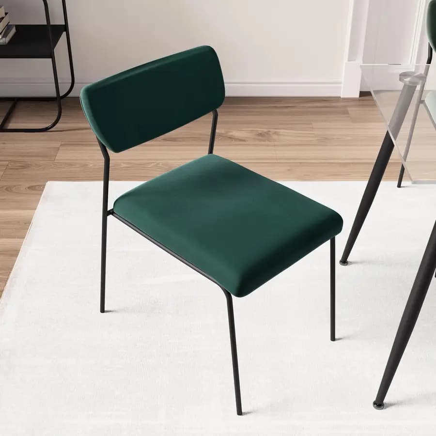 Sedia in velluto verde scuro con struttura in metallo nero - Cika