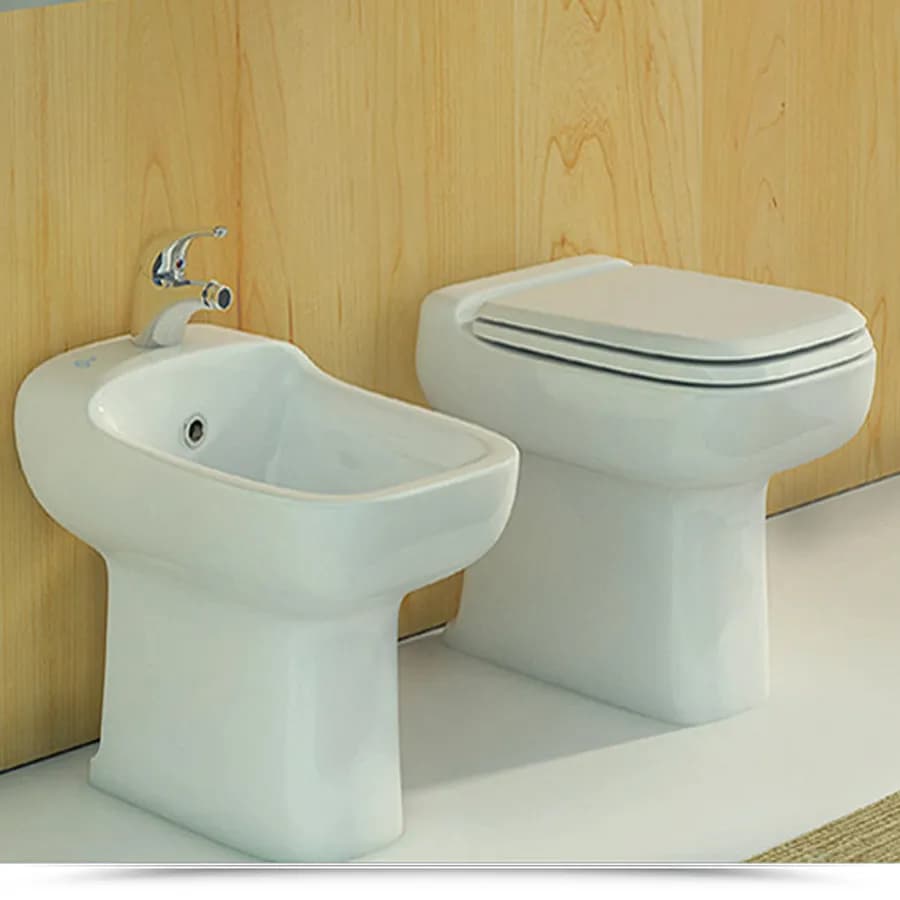 Sedile copriwc in legno bianco europeo compatibile con la serie Conca di Ideal Standard