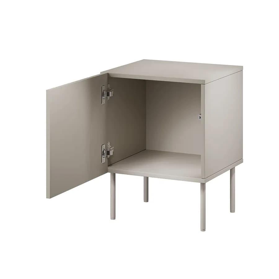 Set 2 comodini 45x59h cashmere cannettato alternato con anta e piedi in metallo finitura opaca - Gladys