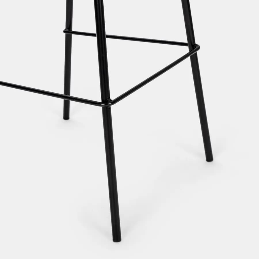 Set 2 sgabelli in similpelle nera con struttura in metallo - Drusilla