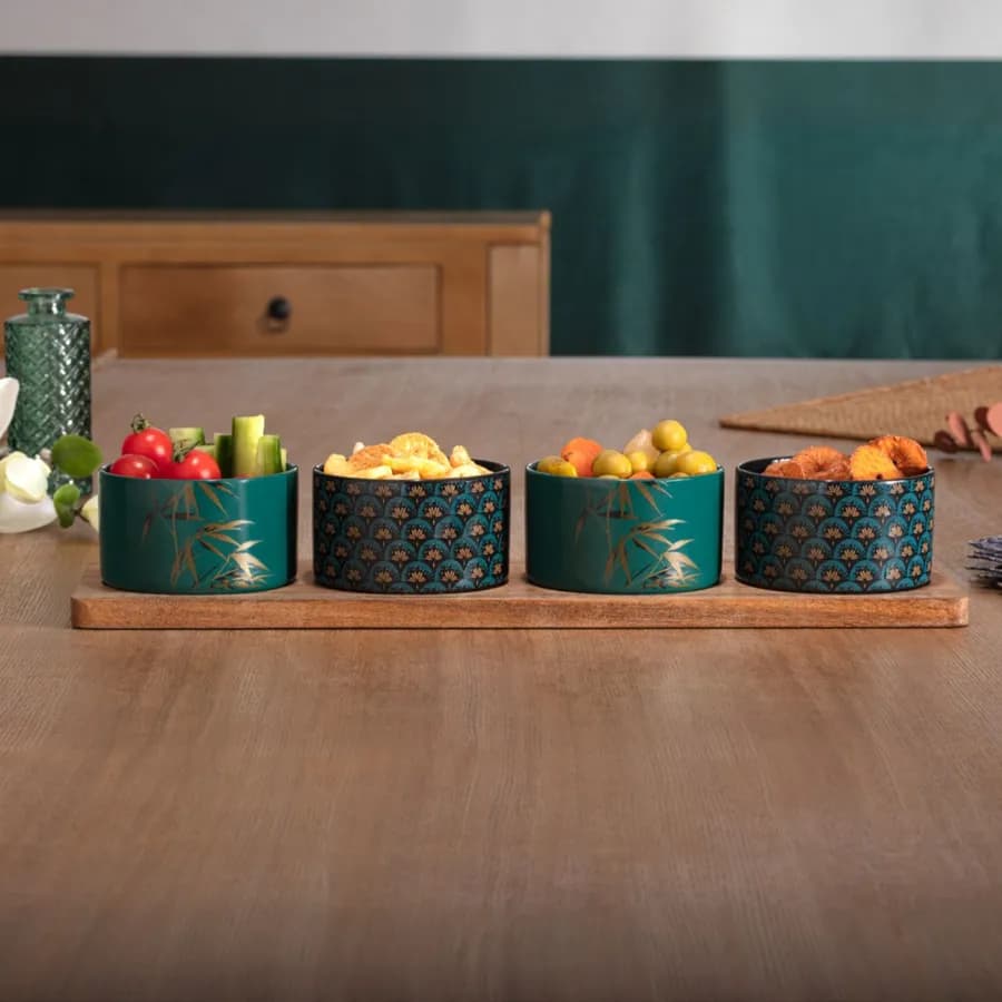 Set 5 accessori per aperitivo in legno di acacia naturale e ceramica decorata