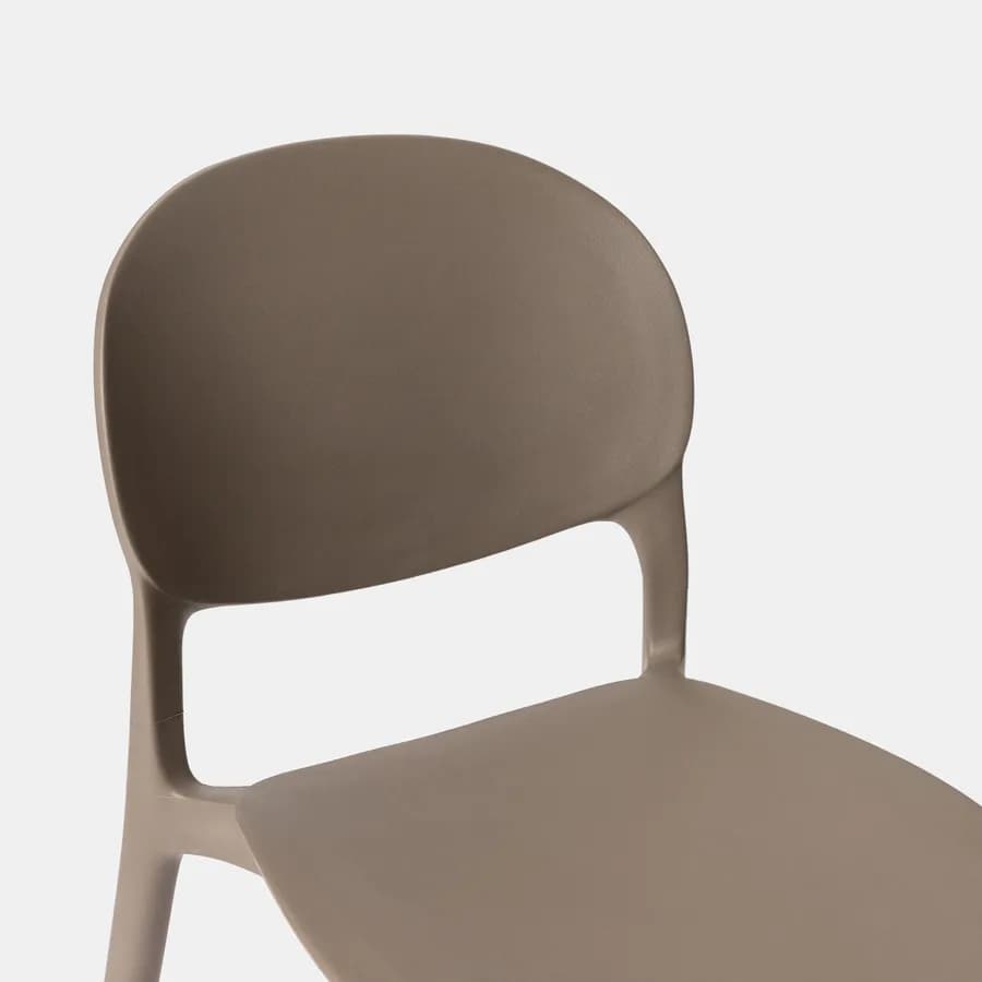 Set bistrot con tavolo rotondo 60 cm e 2 sedie impilabili in polipropilene cacao - Tulipano