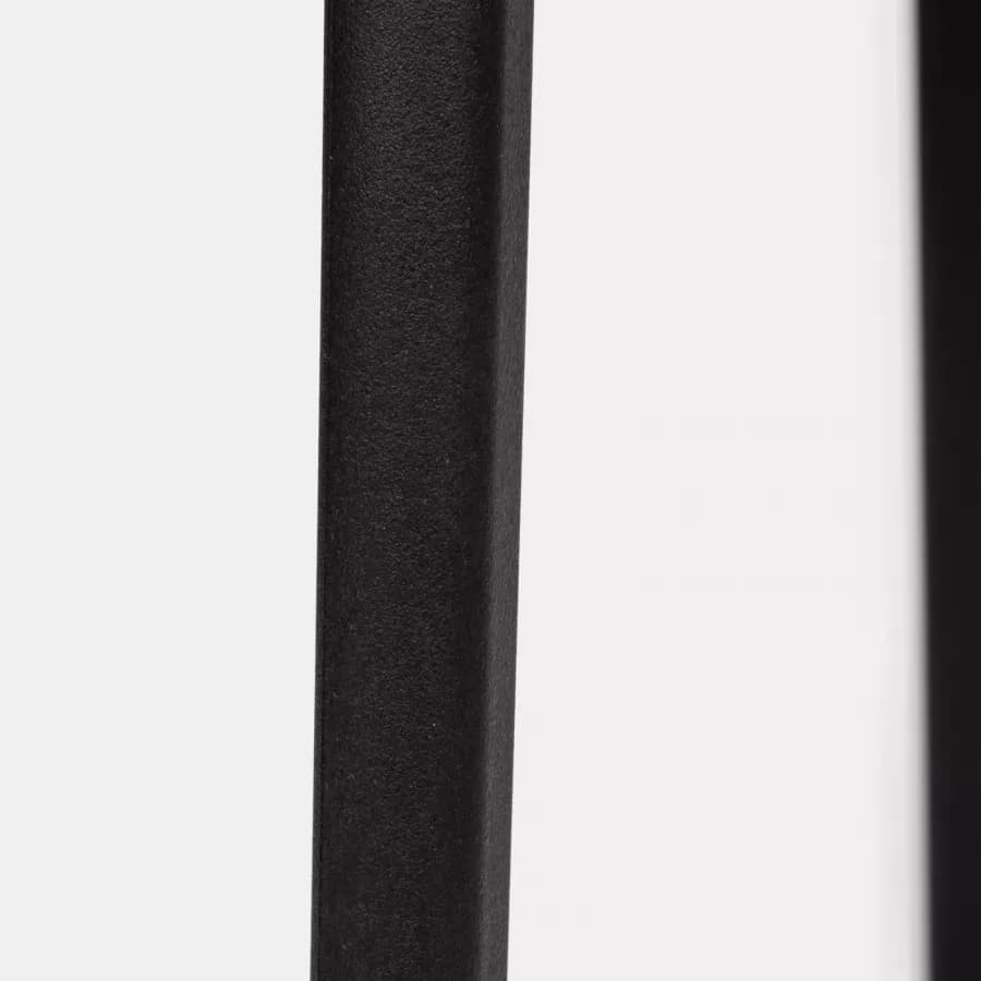 Set bistrot con tavolo rotondo 60 cm e 2 sedie impilabili in polipropilene nero - Tulipano
