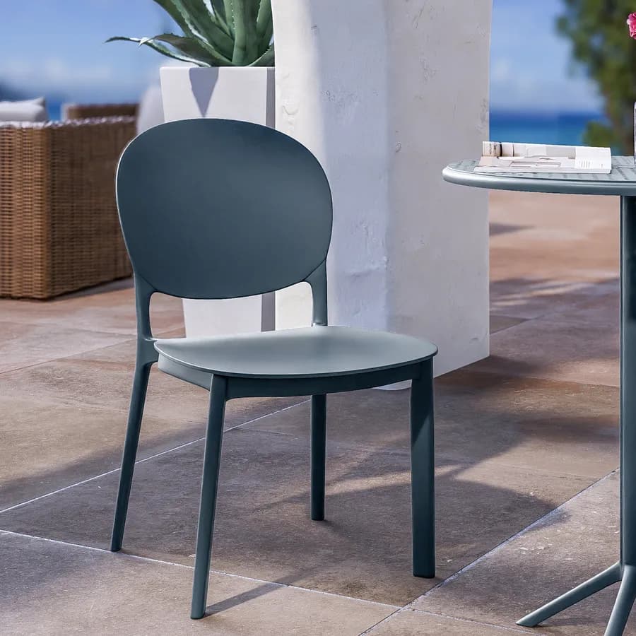 Set bistrot tavolo rotondo 60 cm e 2 sedie impilabili in polipropilene blu oceano - Sonny