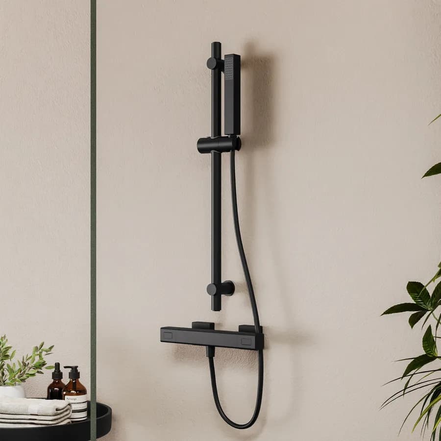 Set esterno doccia termostatico e saliscendi con doccino nero – Wing