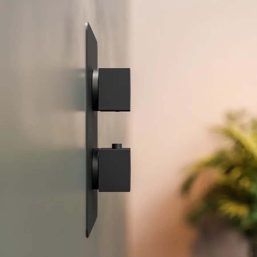 Set incasso doccia termostatico con deviatore con braccio a soffitto 20 cm e soffione 30x30 cm nero – Wing