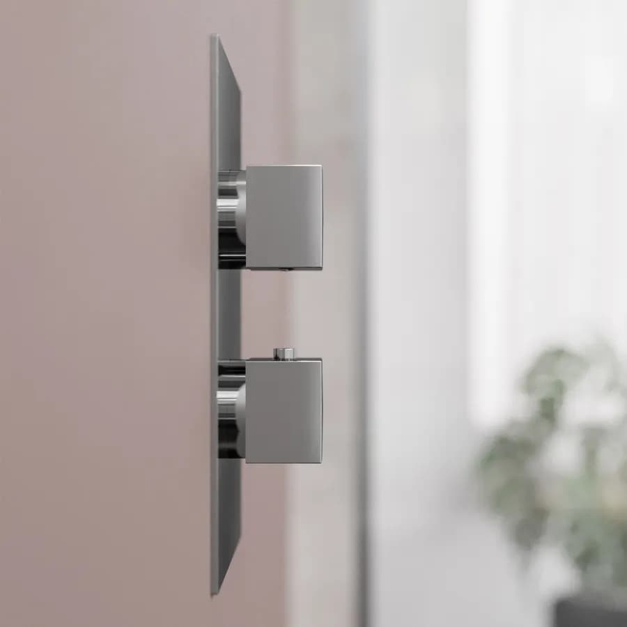Set miscelatore lavabo a muro canna 25 e bidet con incasso doccia termostatico con deviatore cromo – Kyria