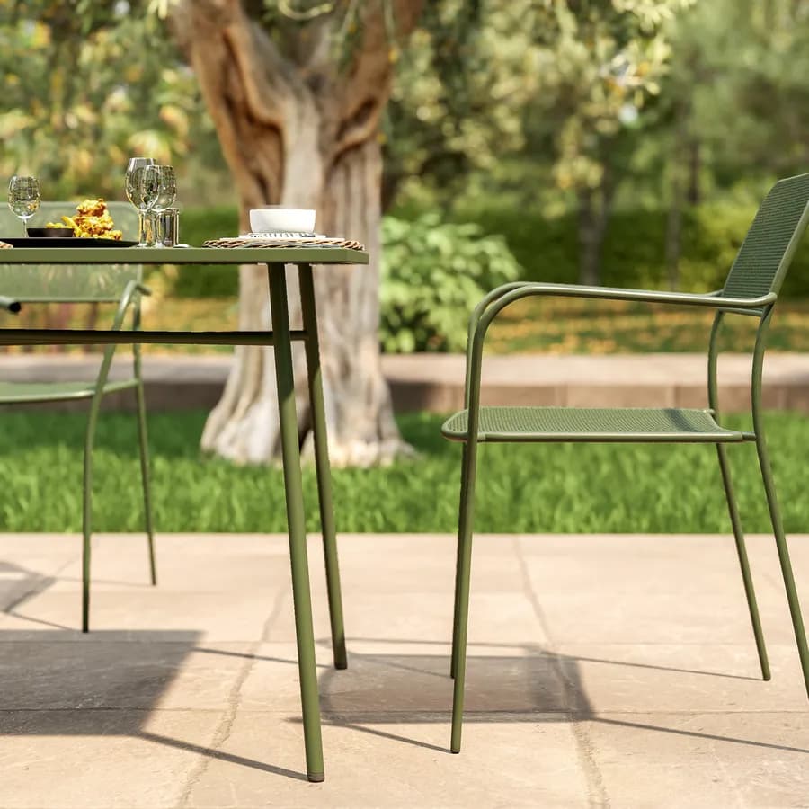Set pranzo con tavolo 150x80 cm e 4 sedie con braccioli in acciaio verde oliva - Faber