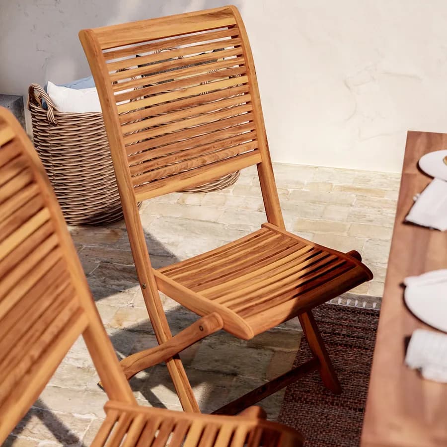 Set pranzo con tavolo 115x70 cm e 4 sedie pieghevoli in legno di acacia - Paja