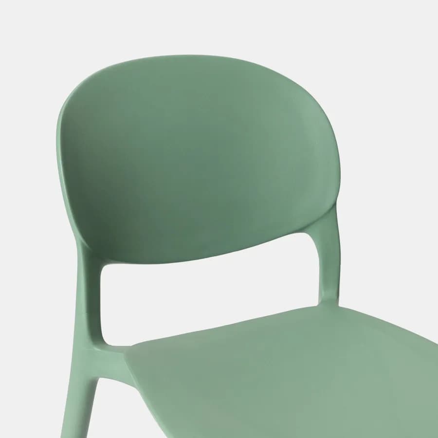 Set pranzo con tavolo rotondo 80 cm e 4 sedie impilabili in polipropilene verde giada - Tulipano