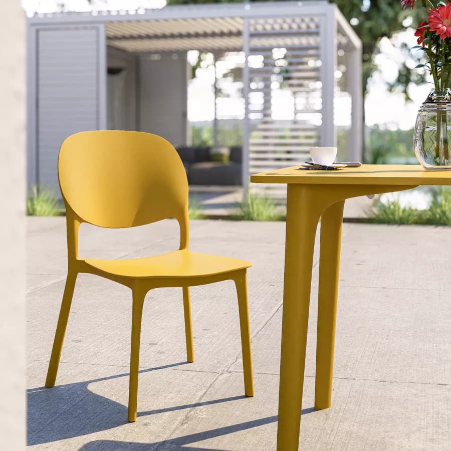 Set pranzo da giardino con tavolo 80x80 cm e 4 sedie in polipropilene senape - Qalis