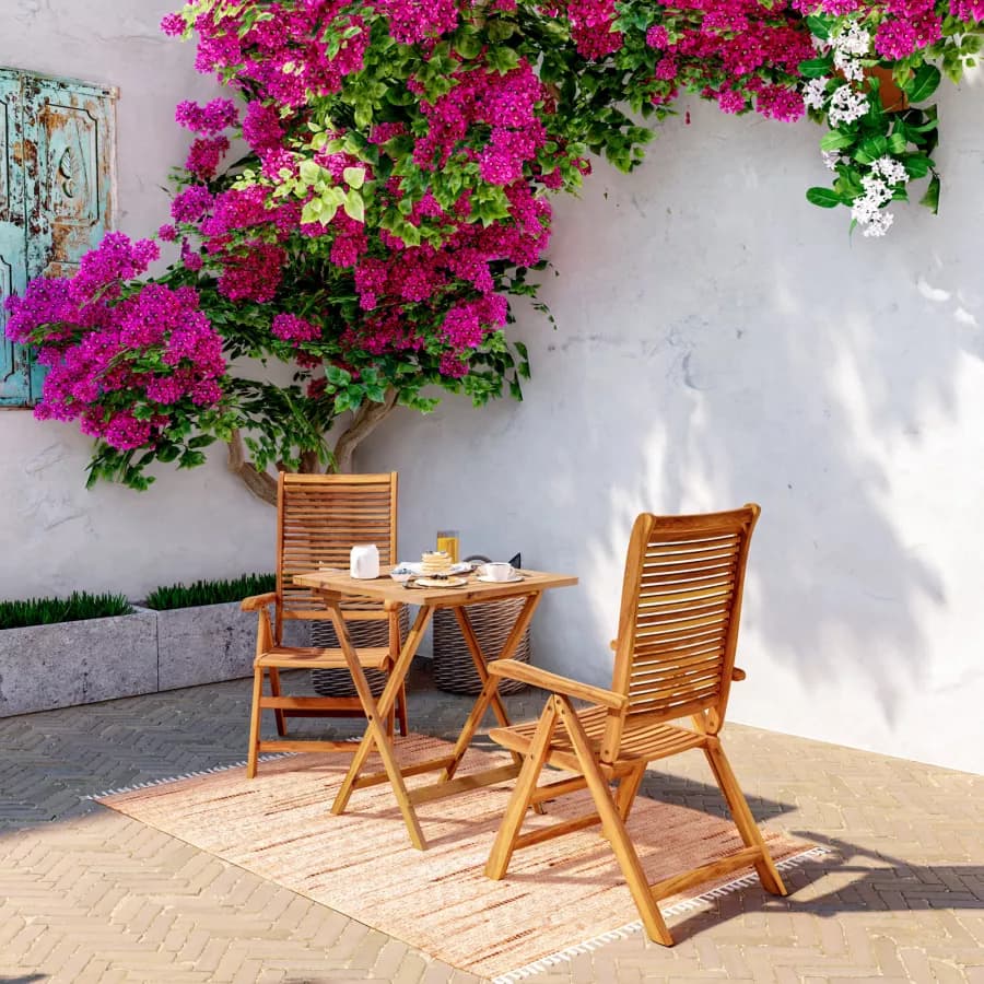 Set bistrot con tavolo 60x60 cm e 2 sedie con braccioli regolabili in legno di acacia - Paja