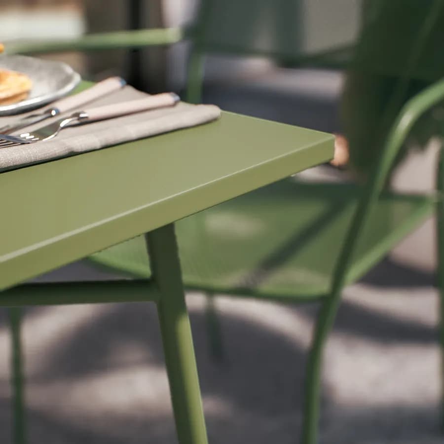 Set bistrot tavolo 70x70 e 2 sedie con braccioli in acciaio verde oliva - Faber