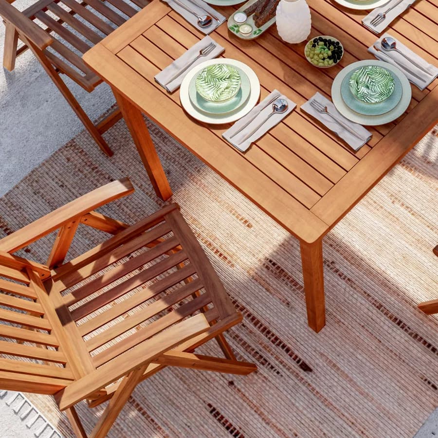 Set pranzo tavolo 80x80 cm e 4 sedie con braccioli regolabili in legno di acacia - Paja