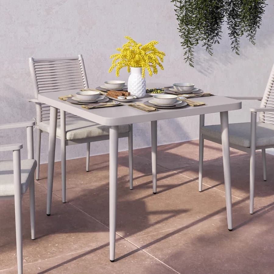 Set pranzo tavolo 90x90 cm e 4 sedie con braccioli in acciaio e corda ecrù - Rodriguez