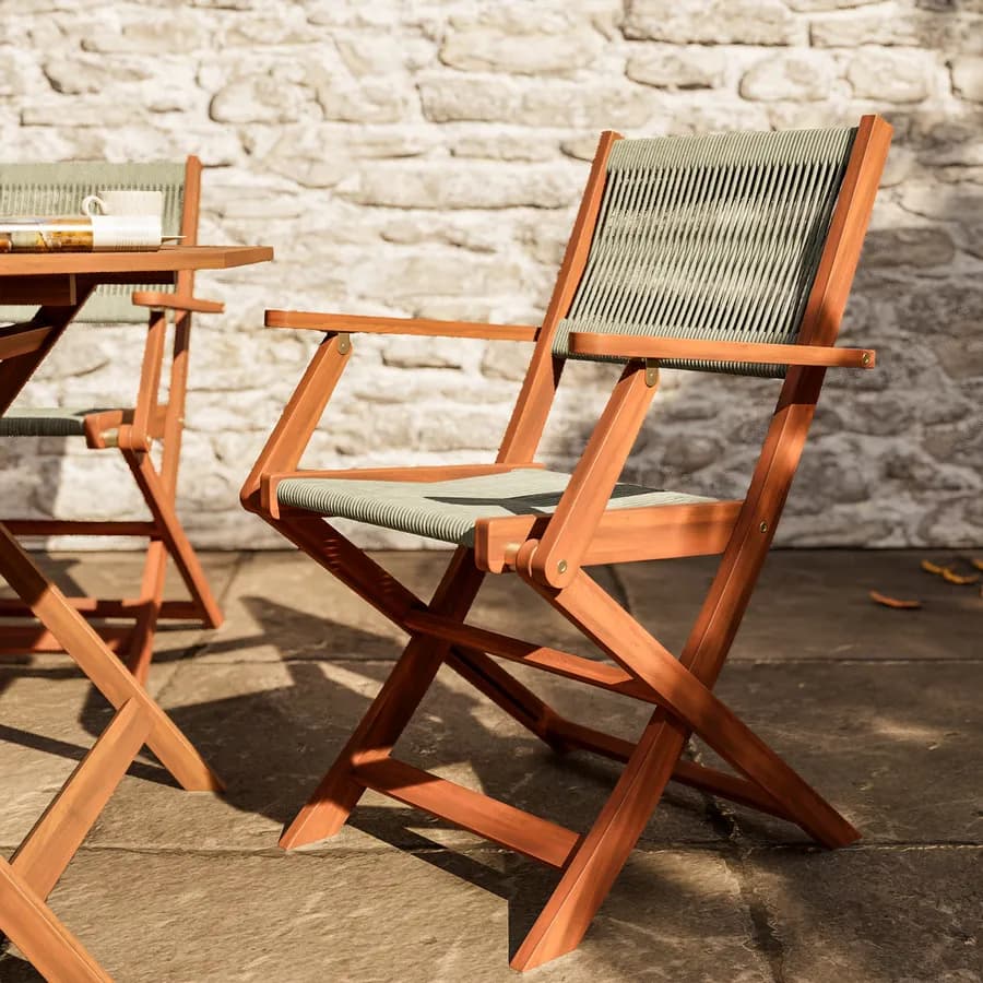 Set pranzo tavolo pieghevole rotondo 100 cm e 4 sedie pieghevoli con braccioli in legno di acacia e corda tortora - Yadira