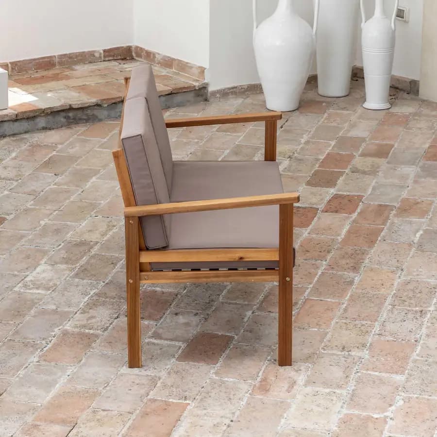 Set relax divano due poltrone e tavolino da caffè in legno di acacia con cuscini imbottiti - Paja