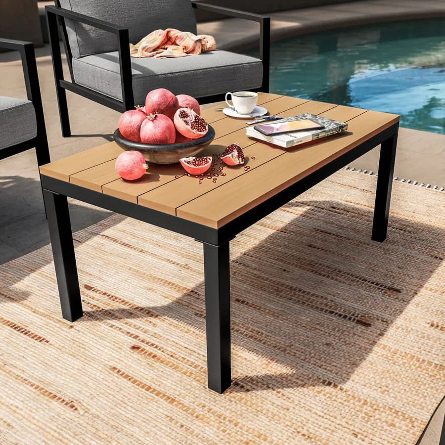 Set relax con divano due poltrone e tavolino in acciaio nero con cuscini grigi - Evelyn