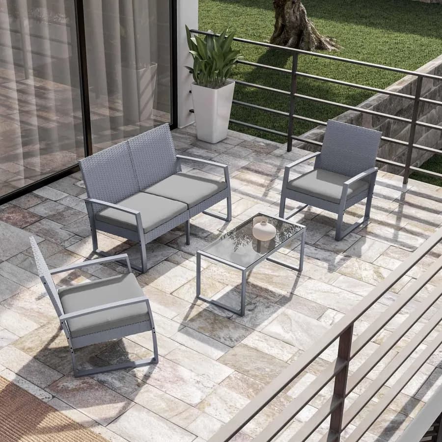 Set relax divano 2 poltrone e tavolino in polyrattan e acciaio grigio – Jerez
