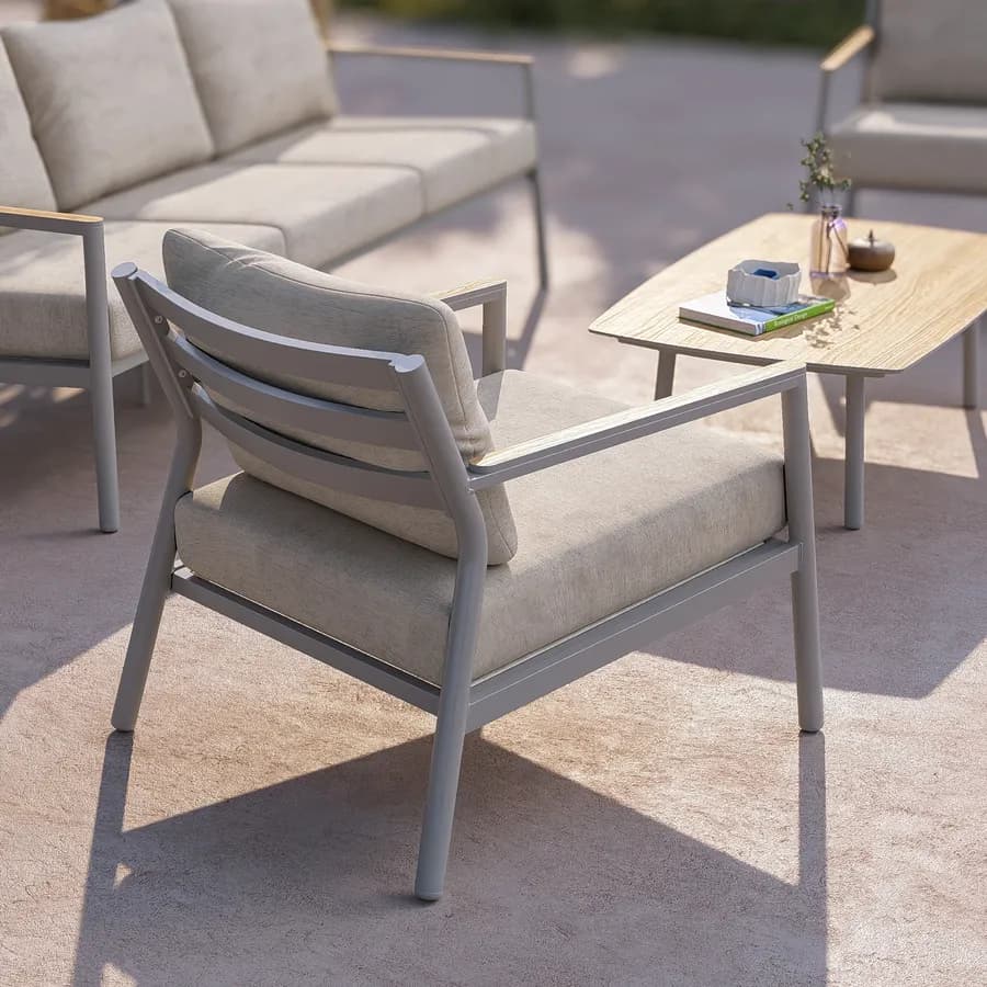 Set relax divano 3 posti due poltrone e tavolino in alluminio grigio con cuscini beige - Mibald