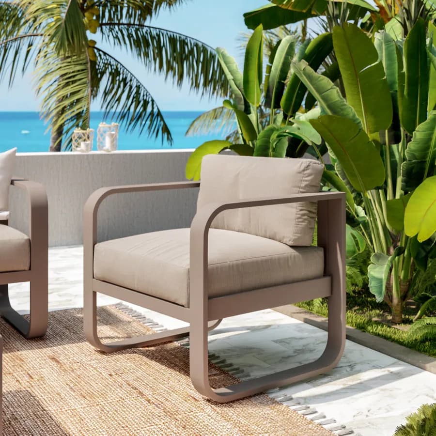 Set relax in alluminio tortora con cuscini naturale e tavolino con top in vetro - Solara