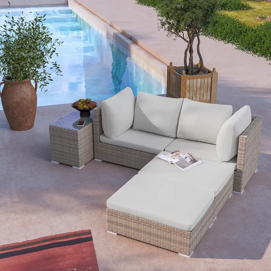 Set relax modulare con divano 2 pouf e tavolino top in vetro in polyrattan beige - Tropico