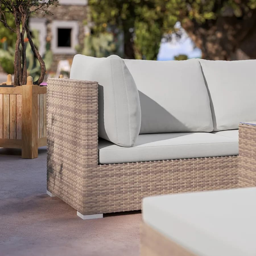 Set relax modulare con divano 2 pouf e tavolino top in vetro in polyrattan beige - Tropico