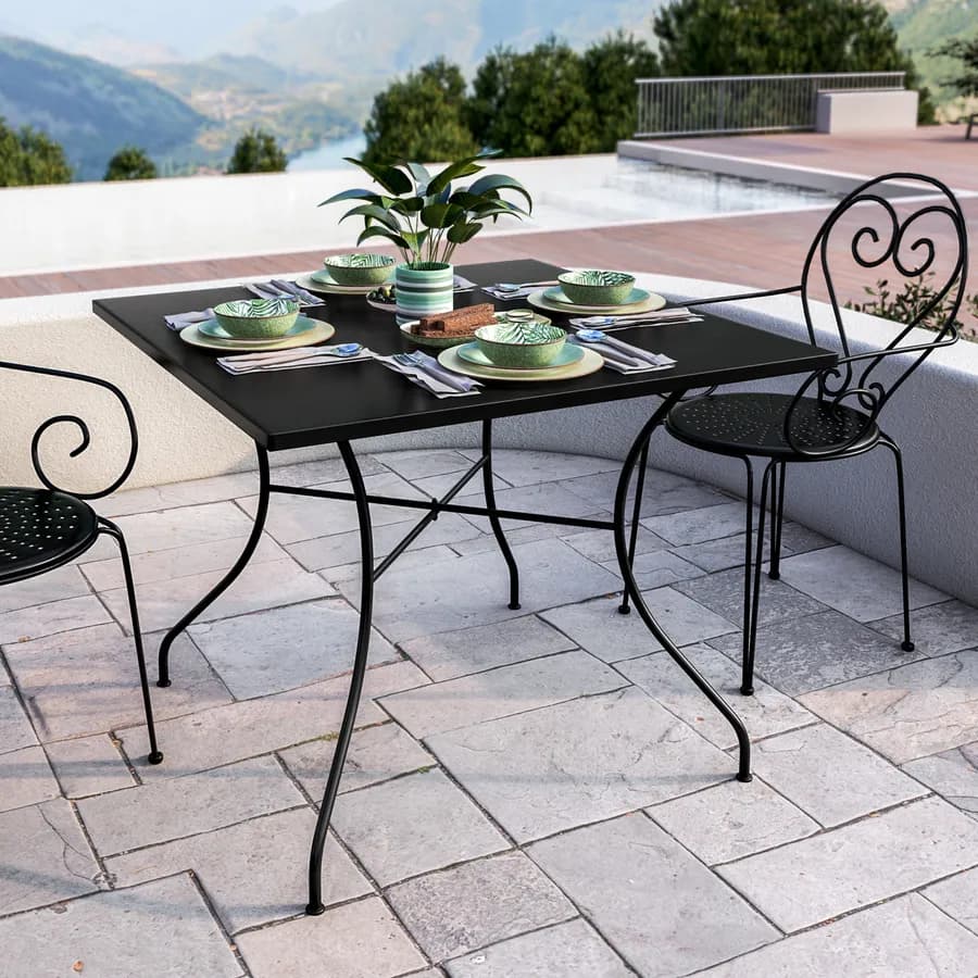 Set pranzo tavolo 90x90 cm e 4 sedie con braccioli in metallo nero - Loren