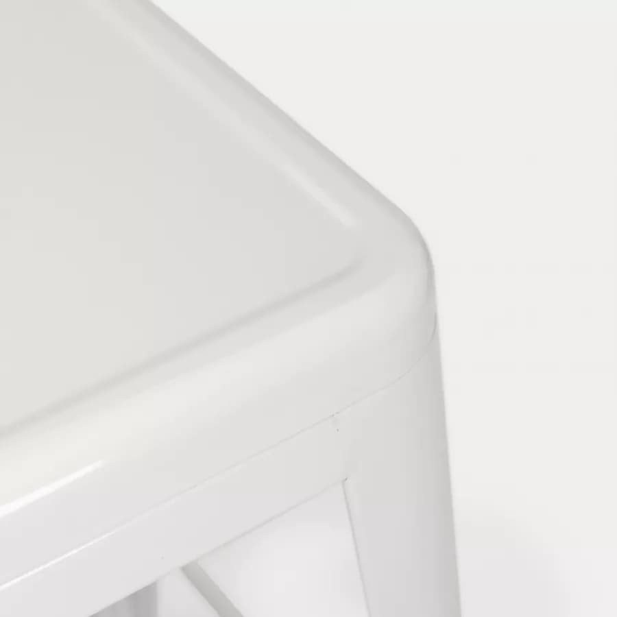 Sgabello da giardino impilabile stile industrial in metallo bianco - Farley