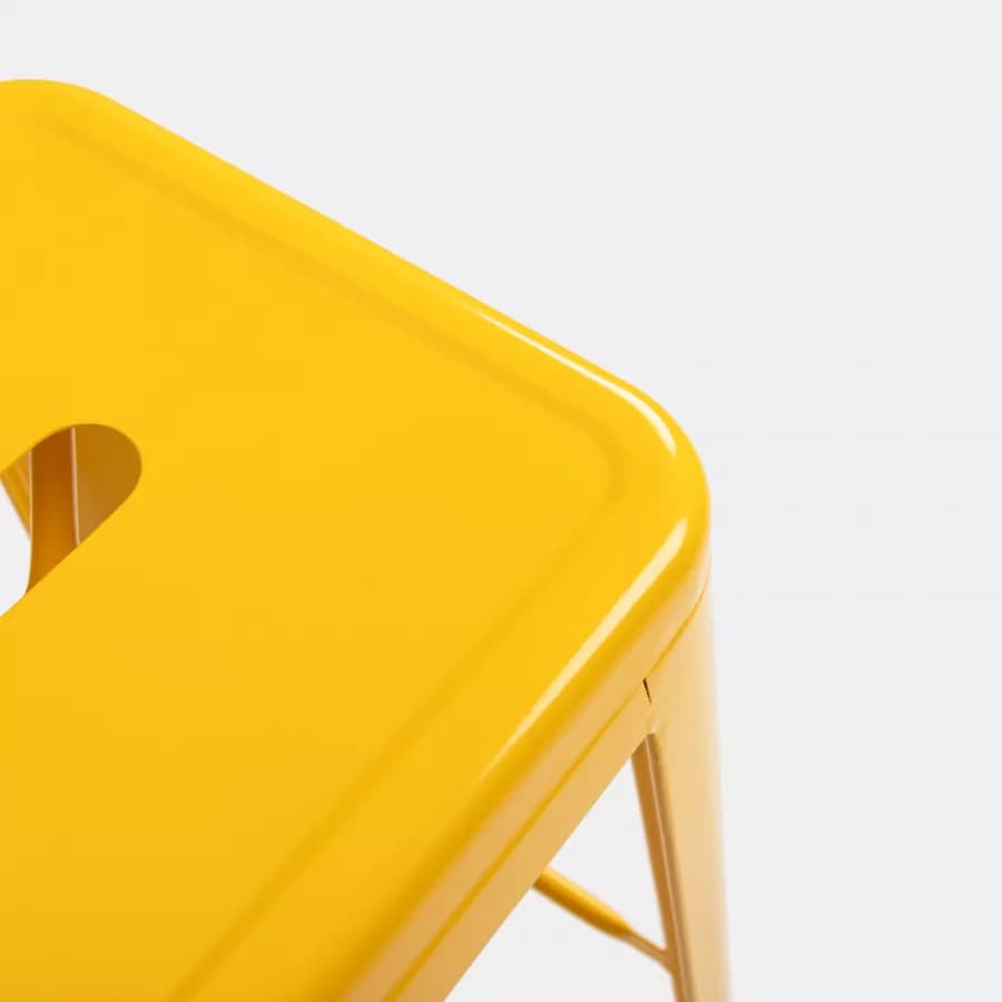 Sgabello da giardino impilabile stile industrial in metallo giallo - Farley