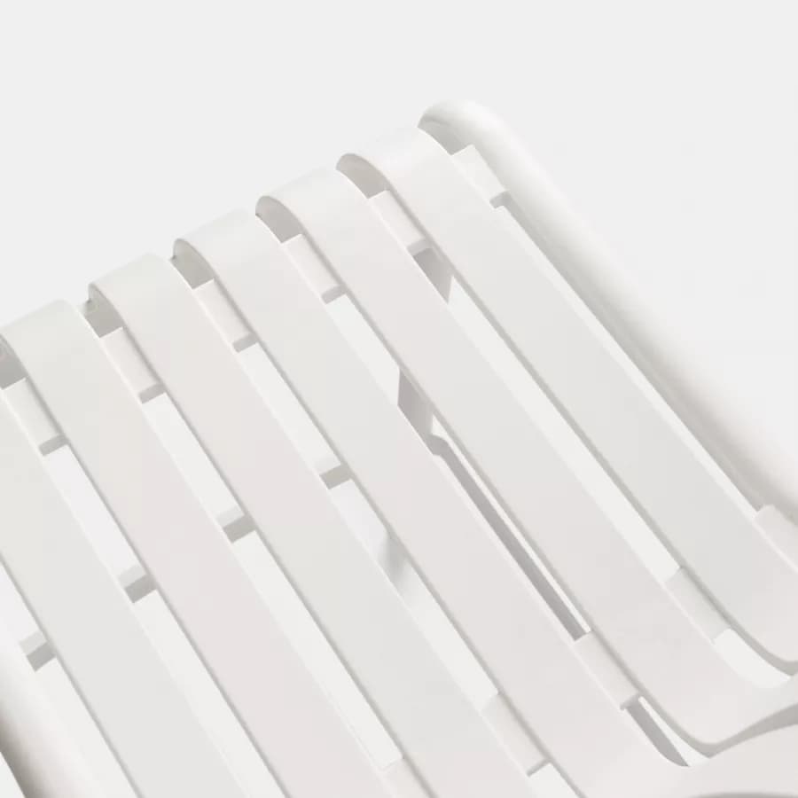 Sgabello in polipropilene bianco - Nesturya
