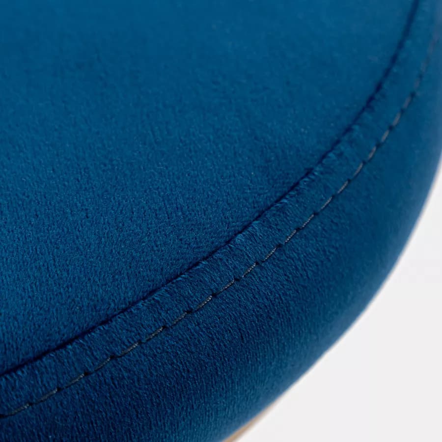 Sgabello in velluto blu con struttura tonda in metallo oro - Klent